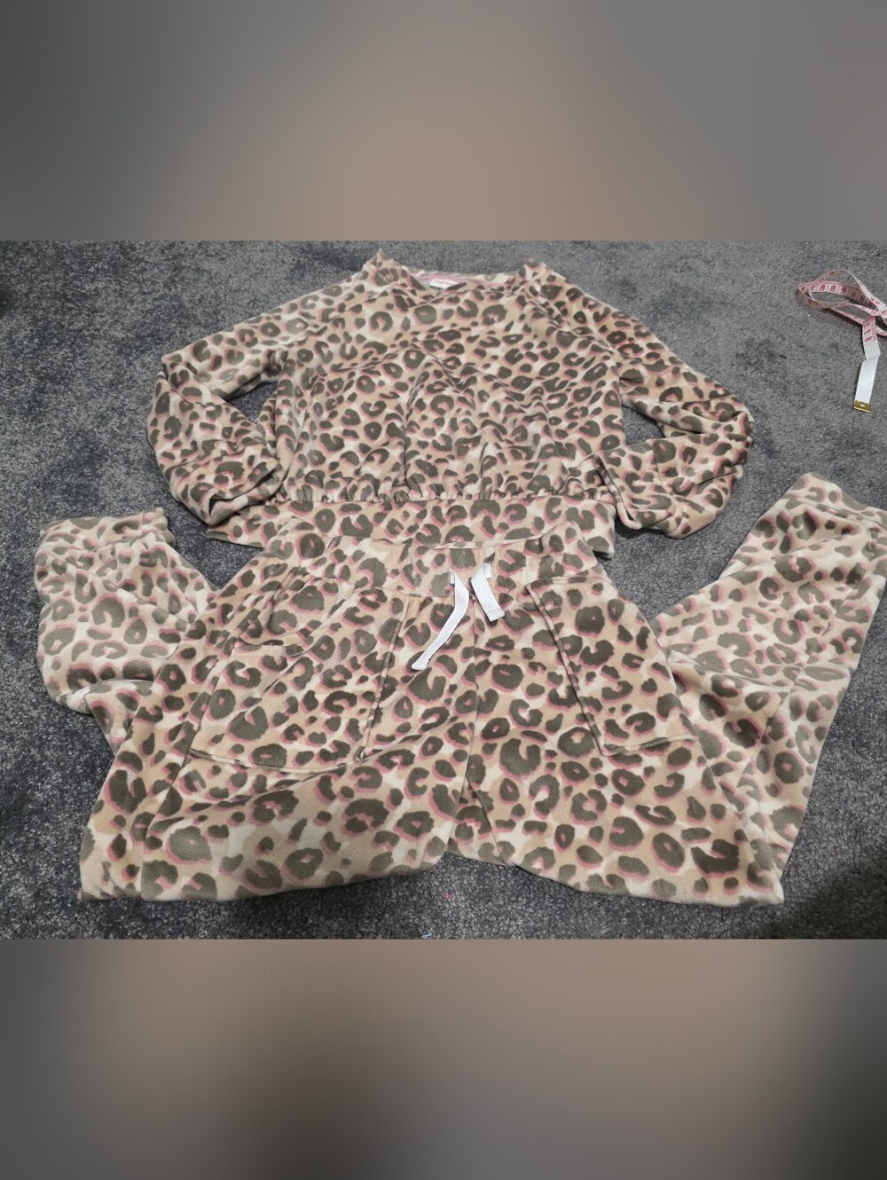 Kids Cat & Jack Cheetah Velour Set Size 4/5